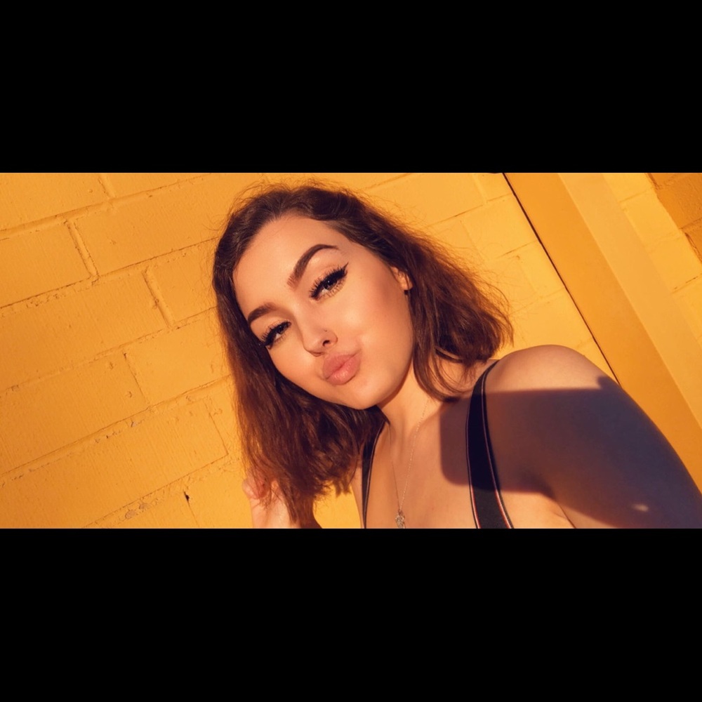 Meet your Posher, Alyse